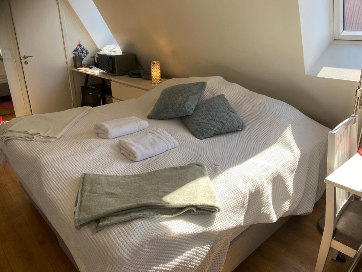 Hotel In Svalsaeter, Kallfors, Jaerna, Stockholm, 5 Min To Golf & 15 Min To Ytterjaerna Concerts Extérieur photo