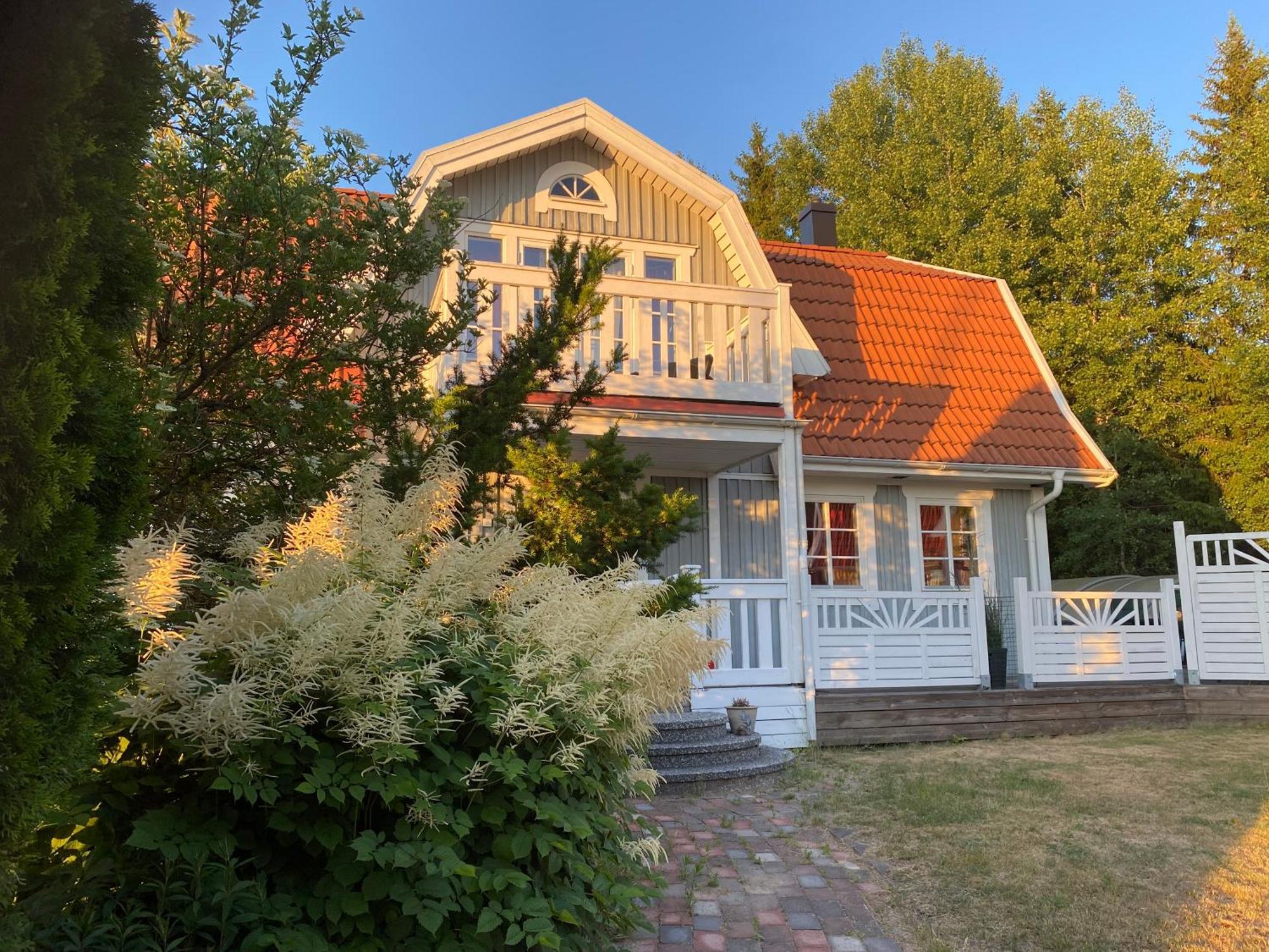 Hotel In Svalsaeter, Kallfors, Jaerna, Stockholm, 5 Min To Golf & 15 Min To Ytterjaerna Concerts Extérieur photo