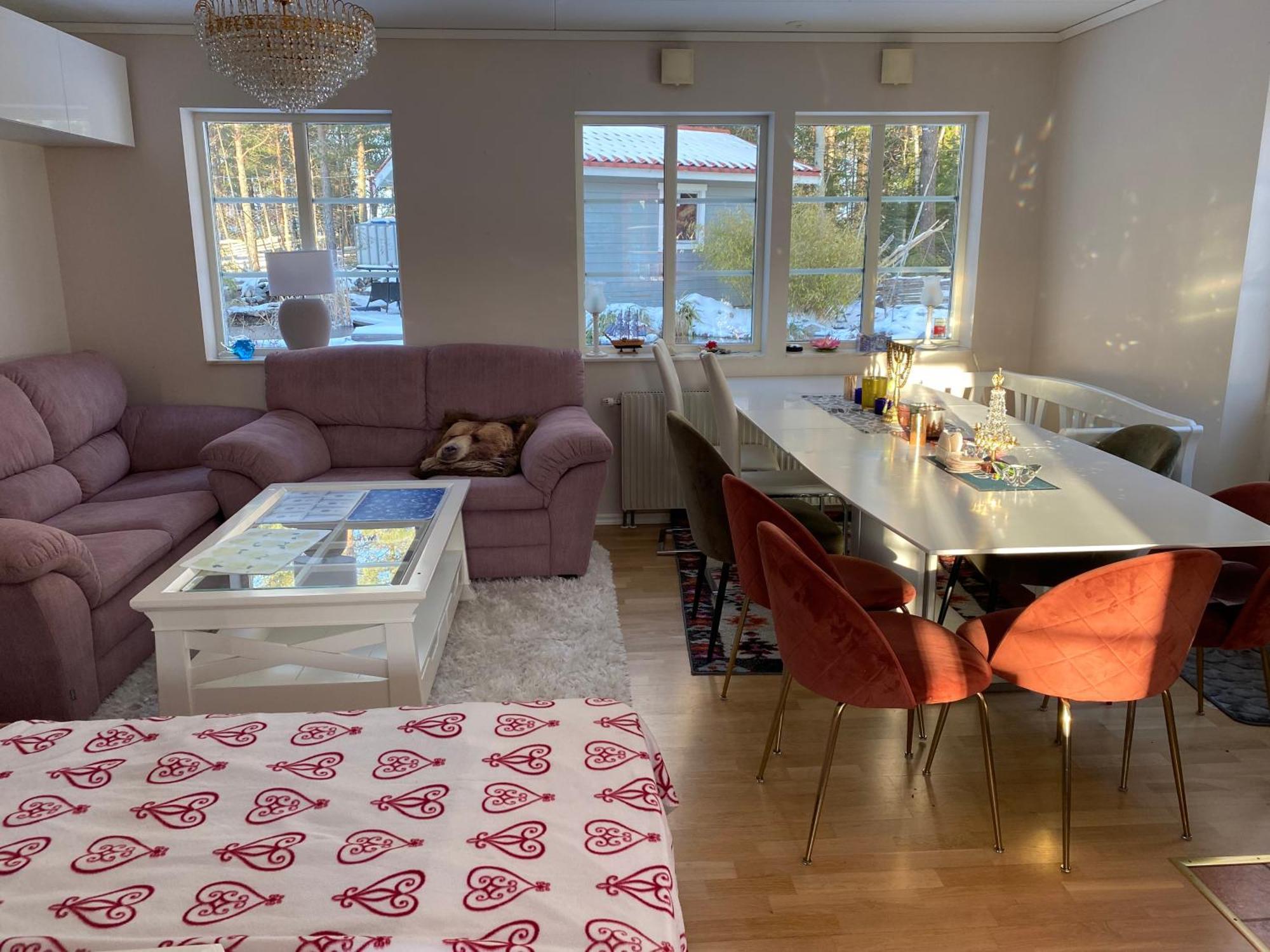 Hotel In Svalsaeter, Kallfors, Jaerna, Stockholm, 5 Min To Golf & 15 Min To Ytterjaerna Concerts Extérieur photo