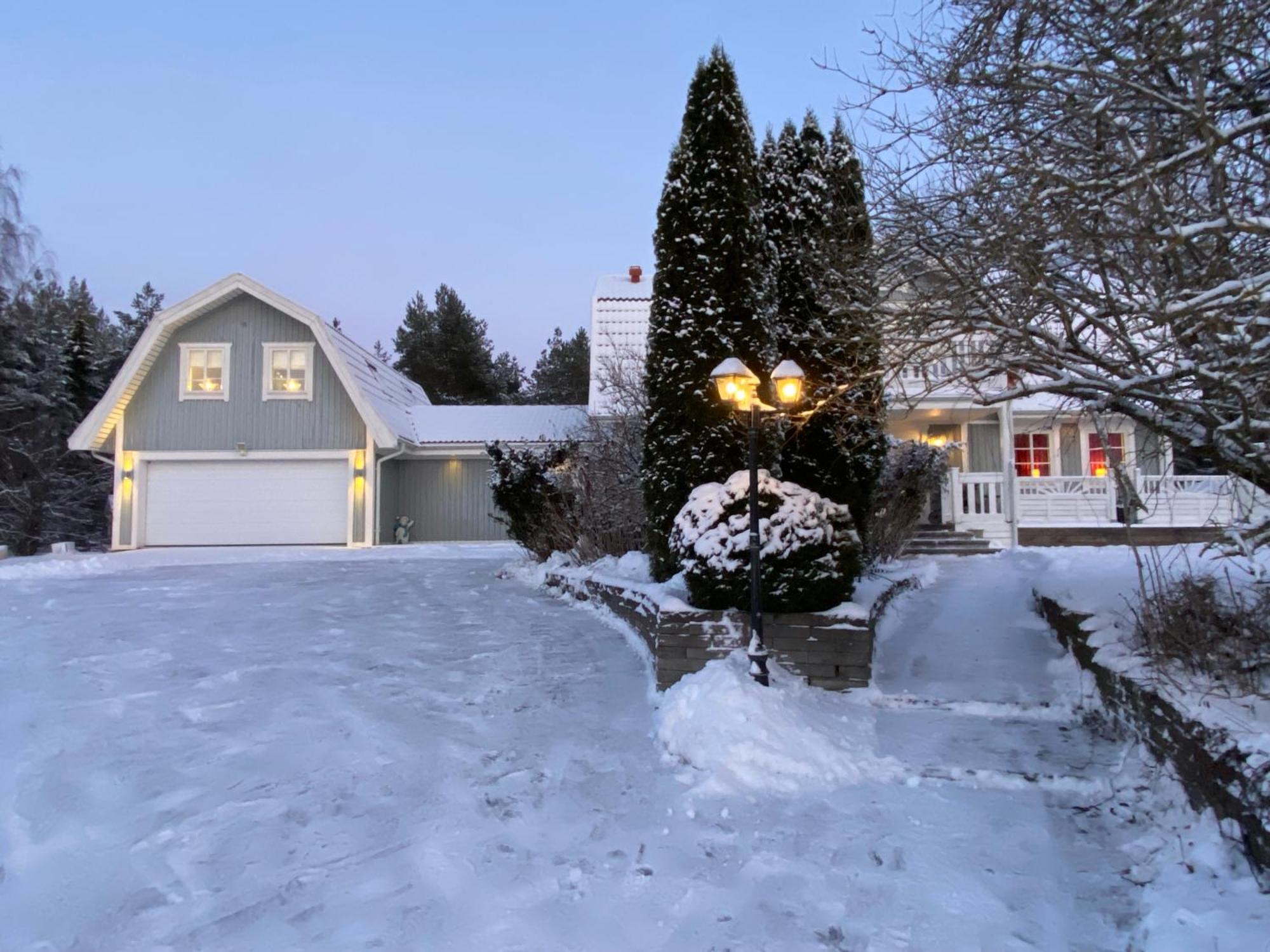 Hotel In Svalsaeter, Kallfors, Jaerna, Stockholm, 5 Min To Golf & 15 Min To Ytterjaerna Concerts Extérieur photo